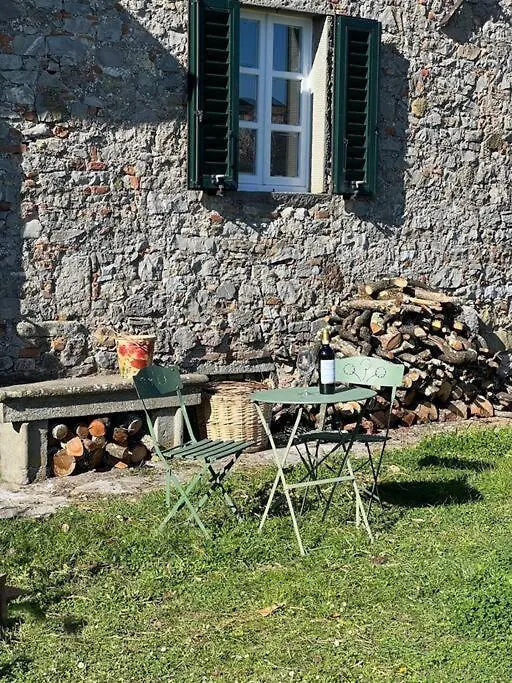 Tenuta Il Colle Di Tiglio Villa Barga 0*,  Italy